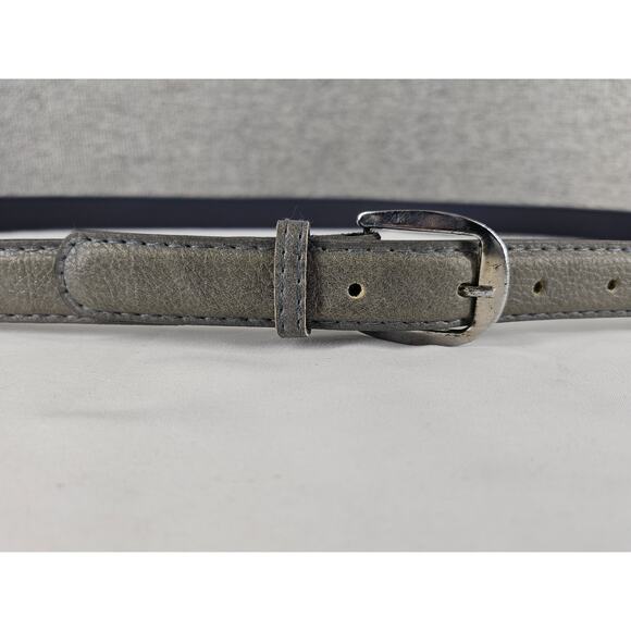 MEN'S VINTAGE GRAY FAUX LEATHER SLIM BELT WITH CHROME BUCKLE 46" - Picture 4 of 10
